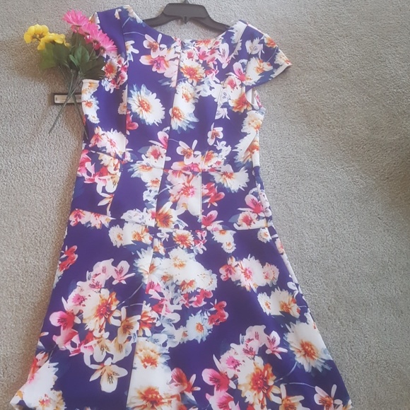 Beautiful Spring Dress!💛💗 - Picture 4 of 4